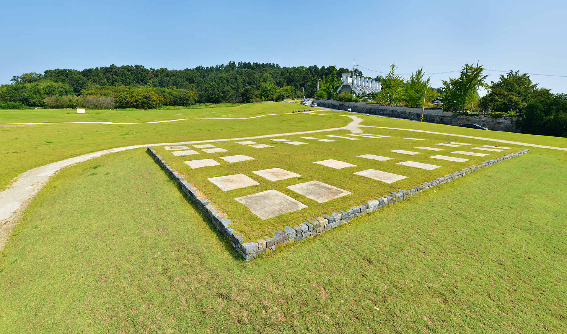 관북리 유적(대형건물지) 이미지