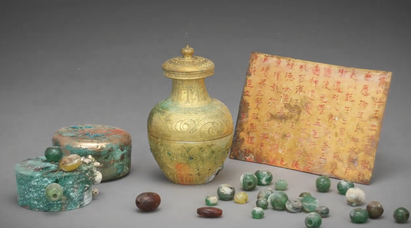 clip(2023)  "舎利荘厳具 - 石塔の解体中に発見された百済の宝物 " 이미지