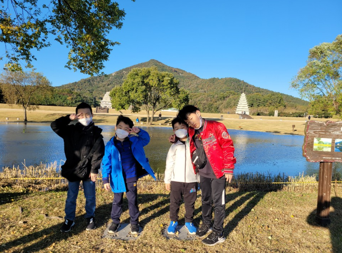 [기쁨상] 백제유산을 찾아 친구끼리(박선희) 이미지